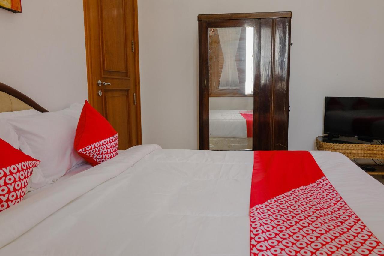Hotel Oyo 2295 Daffi Family 2*